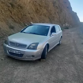 Opel Signum 2003