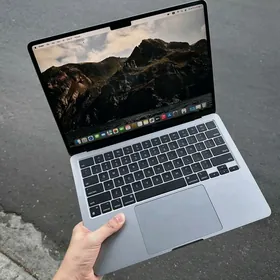 MacBook Air M3
