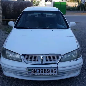 Nissan Sunny 2000