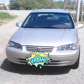 Toyota Camry 1999