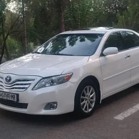 Toyota Camry 2010