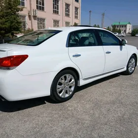 Toyota Avalon 2011