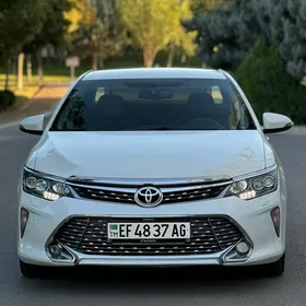 Toyota Camry 2017