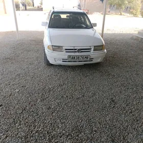 Opel Astra 1993