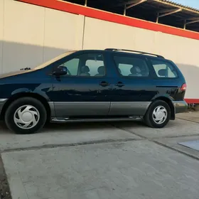 Toyota Sienna 2002