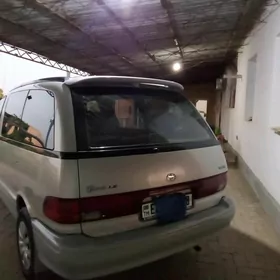 Toyota Previa 1993