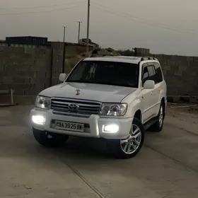 Toyota Land Cruiser 2000