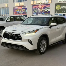 Toyota Highlander 2020
