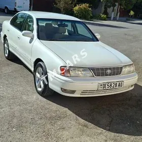 Toyota Avalon 1999