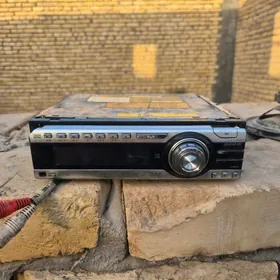 магнитофон  JVC