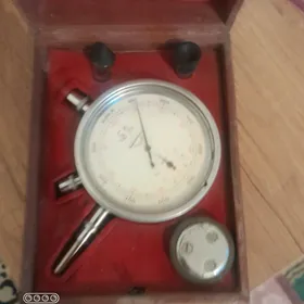 Тахометр часовой