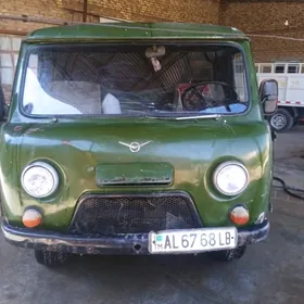 UAZ Profi 1989