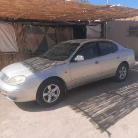 Daewoo Leganza 1999