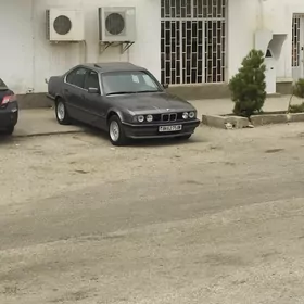 BMW 525 1992