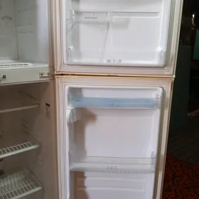 Холодильник LG