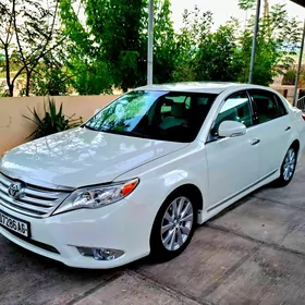 Toyota Avalon 2011