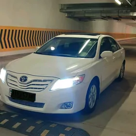 Toyota Camry 2011