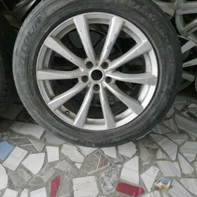 Nissan Diska Original