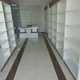 Dukan ucin polka kassa stol