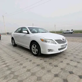 Toyota Camry 2010