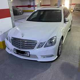 Mercedes-Benz E350 2011