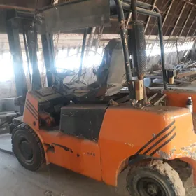 XCMG LW500F 2000