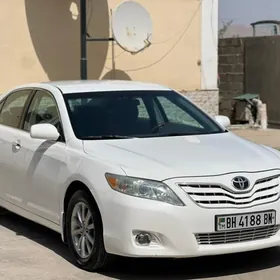 Toyota Camry 2010
