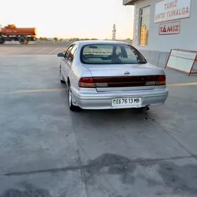 Nissan Cefiro 1995