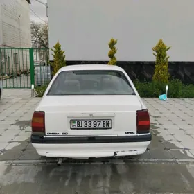 Opel Omega 1989
