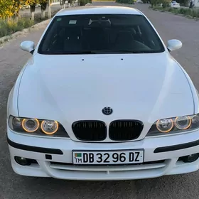 BMW E39 2001
