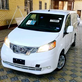 Nissan NV200 2020
