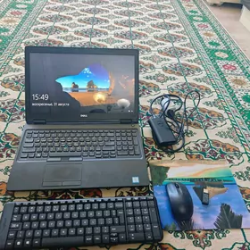 DELL Noutbuk