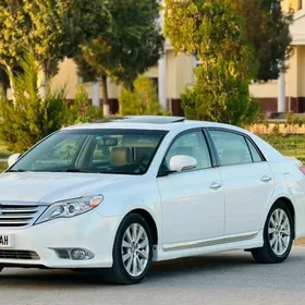 Toyota Avalon 2011