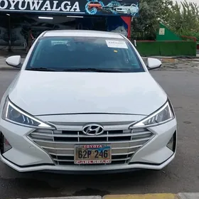 Hyundai Elantra 2020
