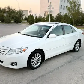 Toyota Camry 2011