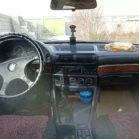 BMW 730 1992