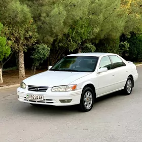 Toyota Camry 2000