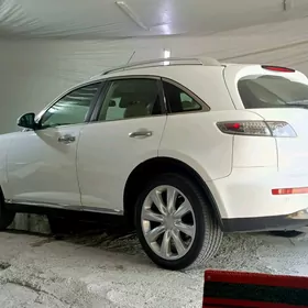 infiniti kepka