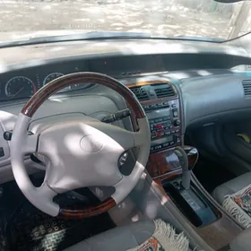 Toyota Avalon 2001