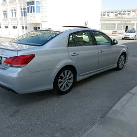 Toyota Avalon 2011