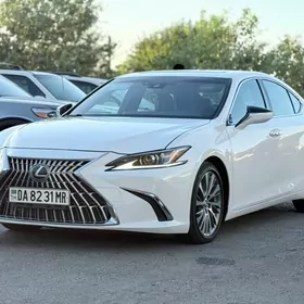 Lexus ES 350 2020