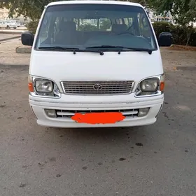 Toyota Hiace 2004