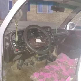 Toyota Hiace 1991