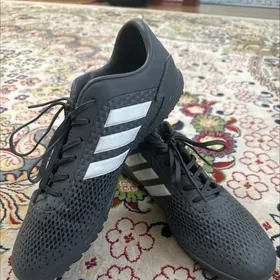 Adidas sorokonoşka