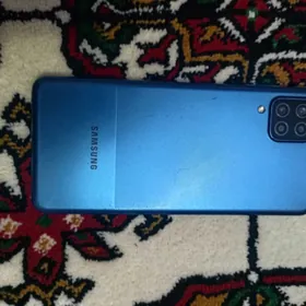 Samsung Galaxy A12