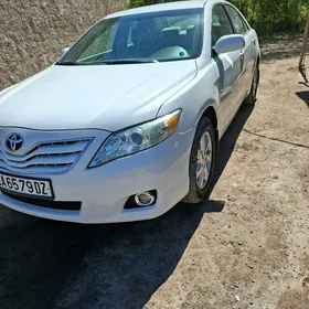 Toyota Camry 2011