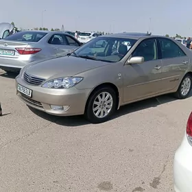 Toyota Camry 2005