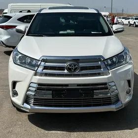 Toyota Highlander 2019