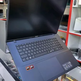 ASUS 18.4 ДЮЙМА