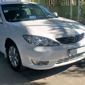 Toyota Camry 2003
